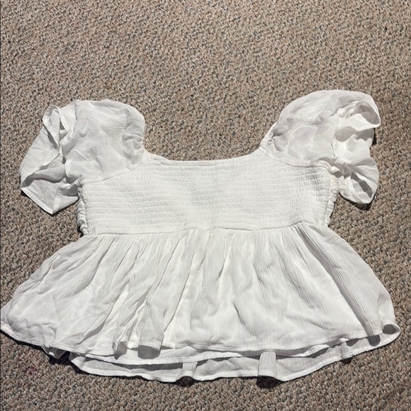 Hollister White Ruched Ruffled Peplum Blouse - Picture 3 of 3